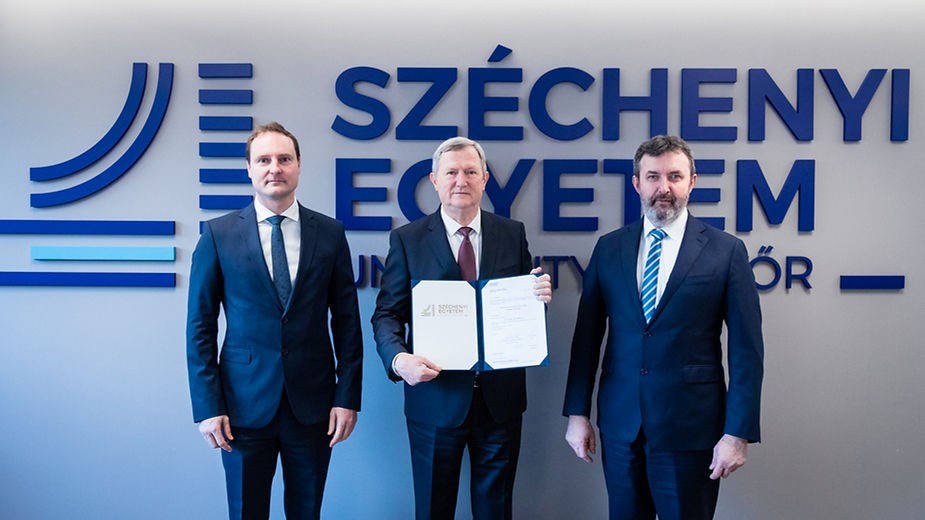 Széchenyi University aiming to improve scientific performance and technological excellence